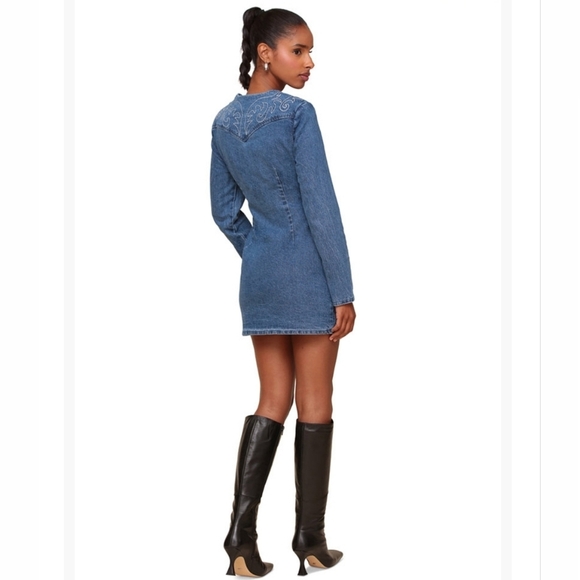 🔹️Avec Les Filles🔹️ Western Embroidered Denim Dress in Provence Wash - Picture 5 of 8